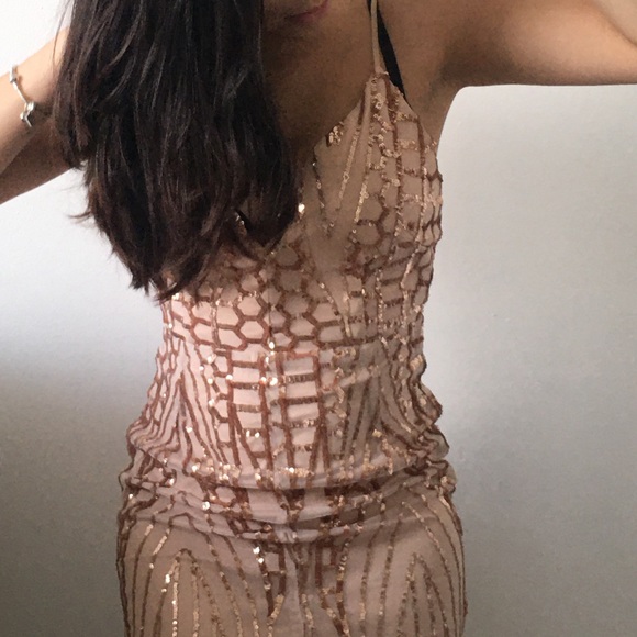 Fashion nova gold sequence dress 😌 - Picture 1 of 3
